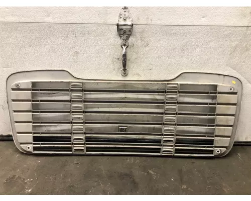 FREIGHTLINER M2-106 Grille