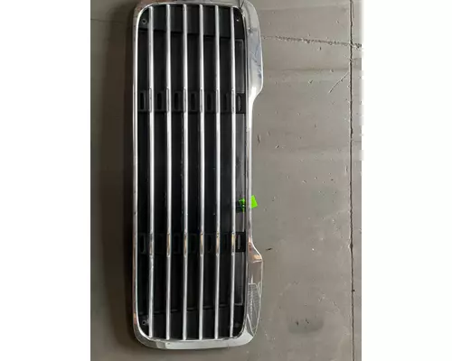 FREIGHTLINER M2-106 Grille