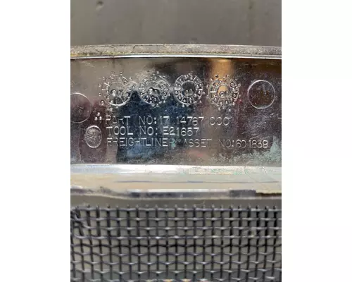 FREIGHTLINER M2-106 Grille