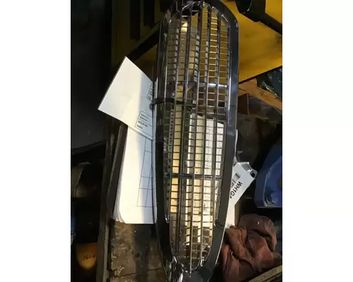 FREIGHTLINER M2-106 Grille