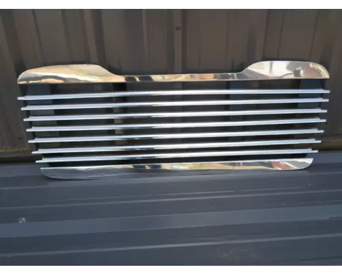 FREIGHTLINER M2 106 Grille