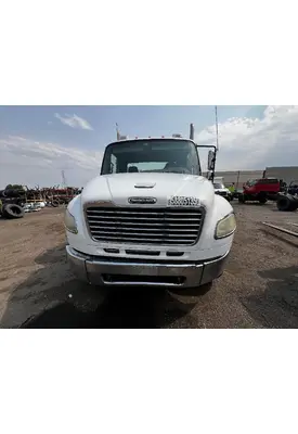 FREIGHTLINER M2 106 Grille