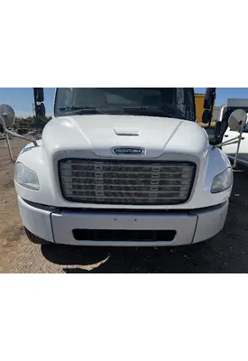 FREIGHTLINER M2 106 Grille
