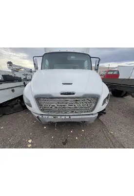 FREIGHTLINER M2 106 Grille