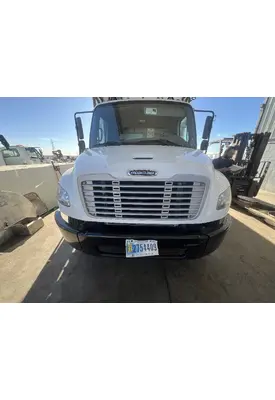 FREIGHTLINER M2 106 Grille