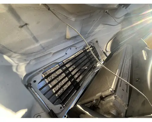 FREIGHTLINER M2 106 Grille