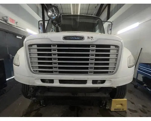 FREIGHTLINER M2 106 Grille