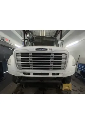 FREIGHTLINER M2 106 Grille