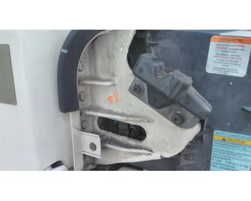 FREIGHTLINER M2 106 HOOD BRACKET