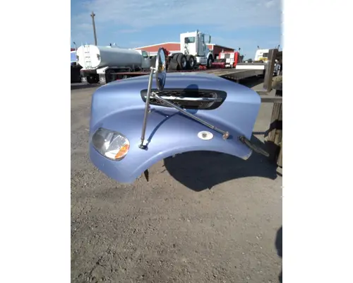 FREIGHTLINER M2 106 HOOD