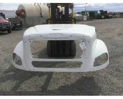 FREIGHTLINER M2 106 HOOD