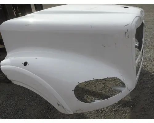 FREIGHTLINER M2 106 HOOD