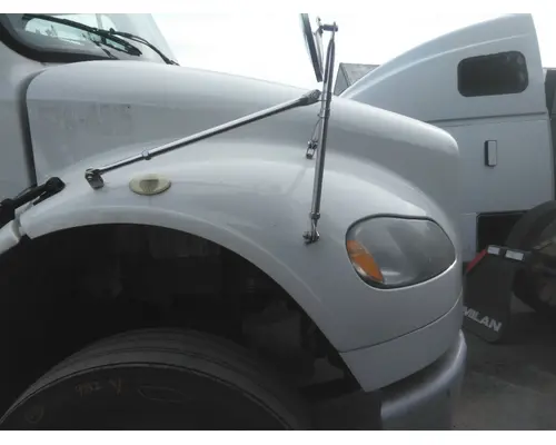 FREIGHTLINER M2 106 HOOD