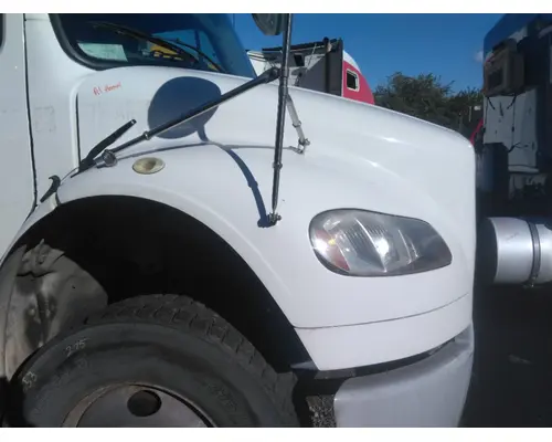 FREIGHTLINER M2 106 HOOD