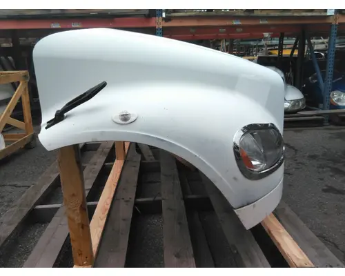 FREIGHTLINER M2 106 HOOD