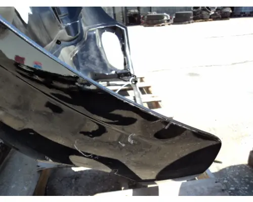 FREIGHTLINER M2 106 HOOD