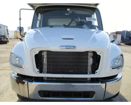 FREIGHTLINER M2 106 HOOD