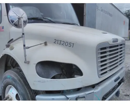 FREIGHTLINER M2 106 HOOD