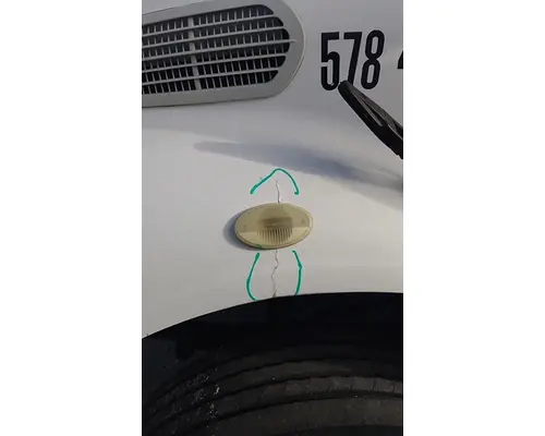 FREIGHTLINER M2 106 HOOD