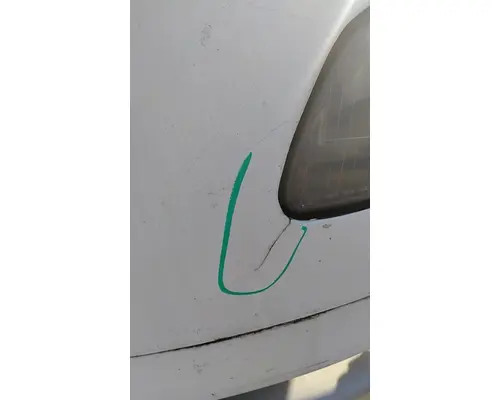 FREIGHTLINER M2 106 HOOD