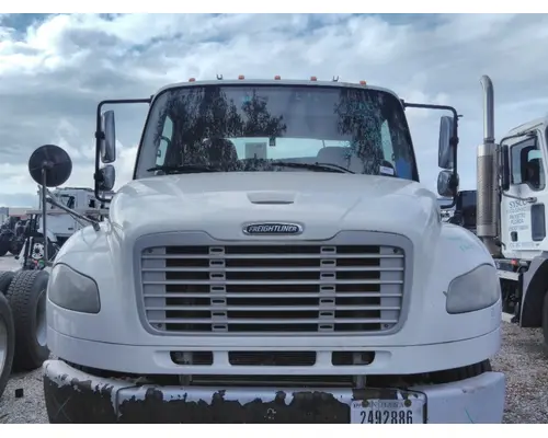 FREIGHTLINER M2 106 HOOD