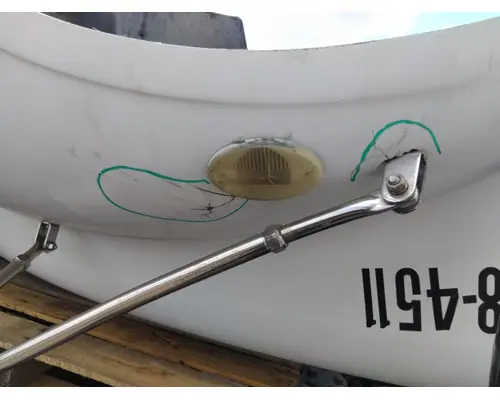 FREIGHTLINER M2 106 HOOD