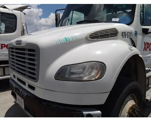 FREIGHTLINER M2 106 HOOD