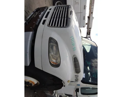 FREIGHTLINER M2 106 HOOD