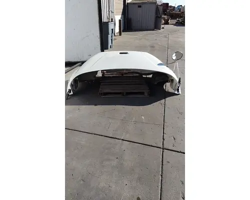 FREIGHTLINER M2 106 HOOD