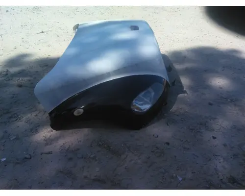 FREIGHTLINER M2 106 HOOD