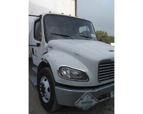 FREIGHTLINER M2 106 HOOD