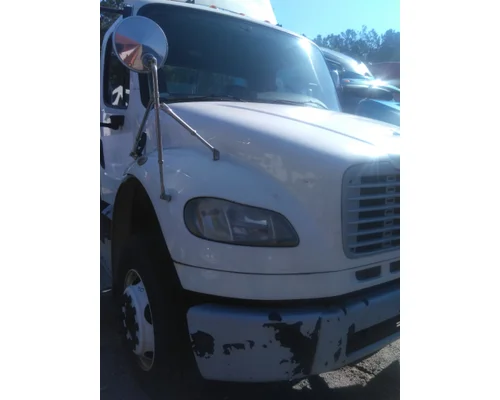 FREIGHTLINER M2 106 HOOD