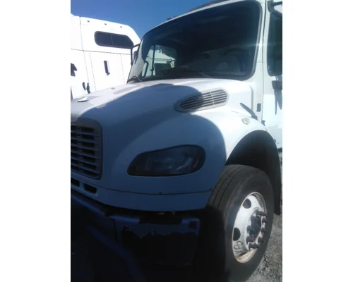 FREIGHTLINER M2 106 HOOD