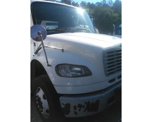 FREIGHTLINER M2 106 HOOD