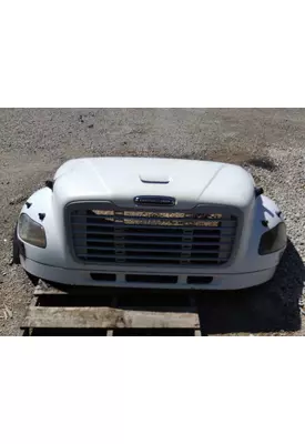 FREIGHTLINER M2 106 HOOD