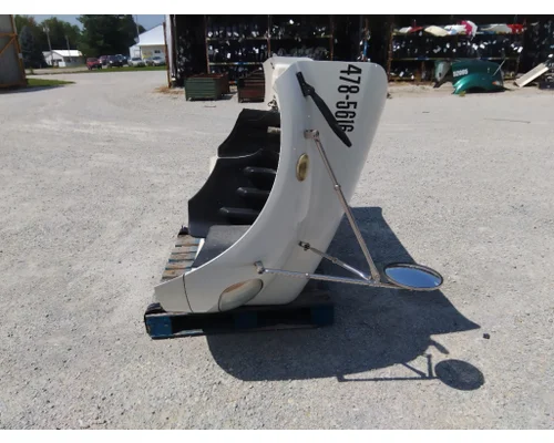 FREIGHTLINER M2 106 HOOD