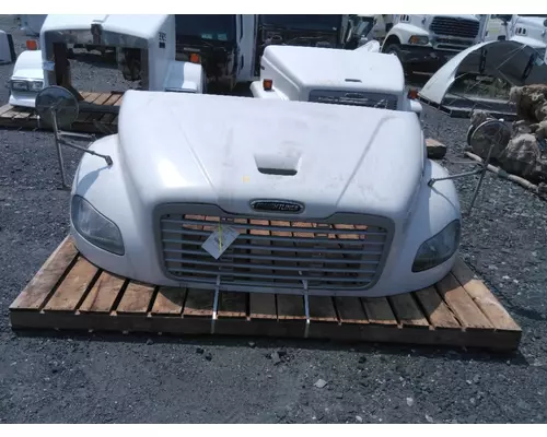 FREIGHTLINER M2 106 HOOD