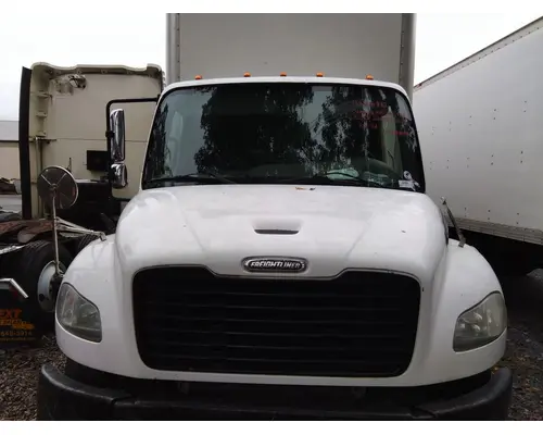 FREIGHTLINER M2 106 HOOD