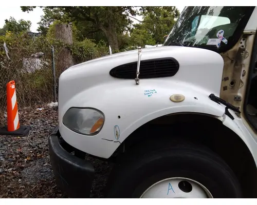 FREIGHTLINER M2 106 HOOD