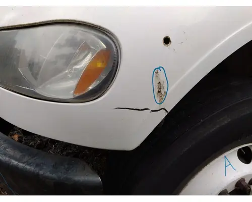 FREIGHTLINER M2 106 HOOD