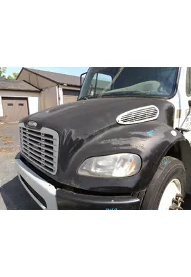 FREIGHTLINER M2 106 HOOD