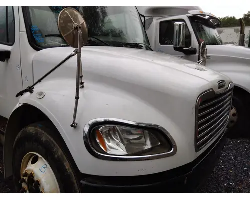 FREIGHTLINER M2 106 HOOD