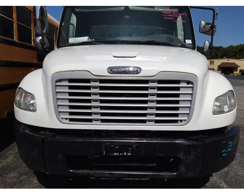 FREIGHTLINER M2 106 HOOD
