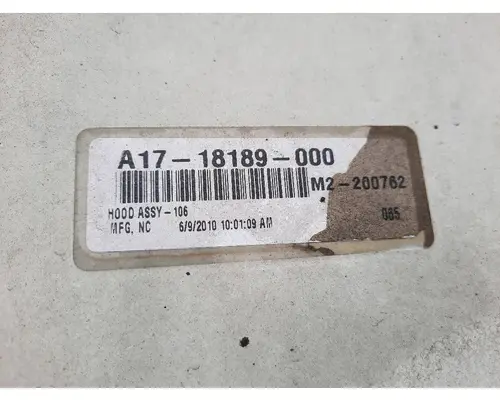 FREIGHTLINER M2 106 HOOD