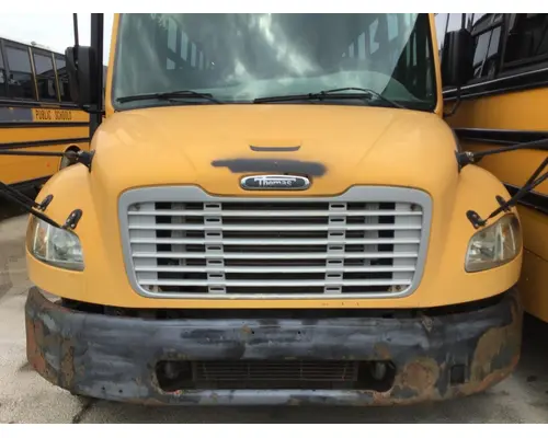 FREIGHTLINER M2 106 HOOD