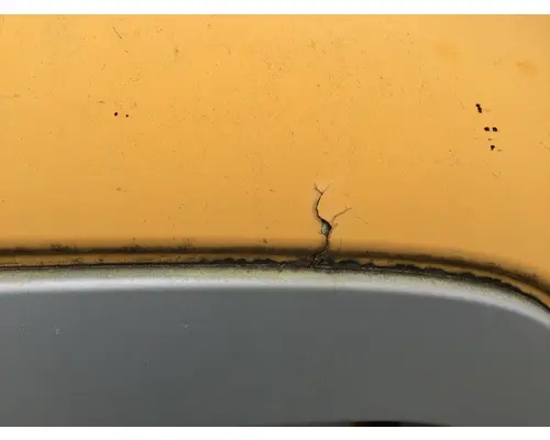 FREIGHTLINER M2 106 HOOD