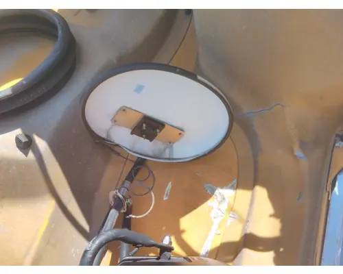 FREIGHTLINER M2 106 HOOD