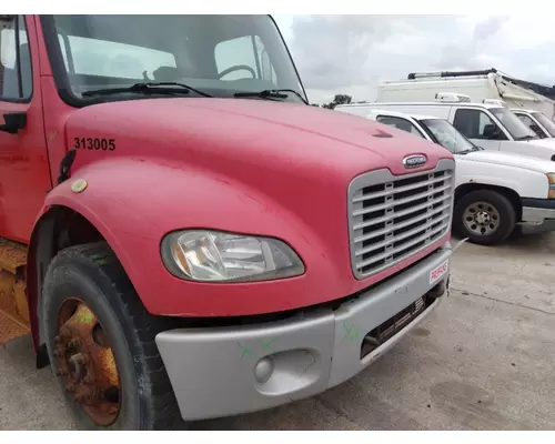 FREIGHTLINER M2 106 HOOD