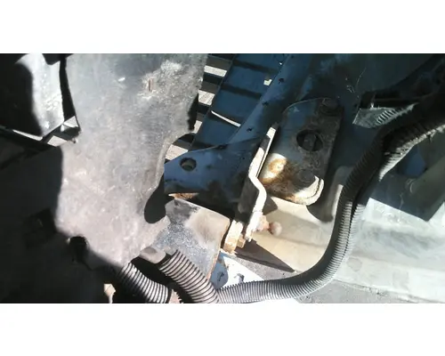 FREIGHTLINER M2 106 HOOD