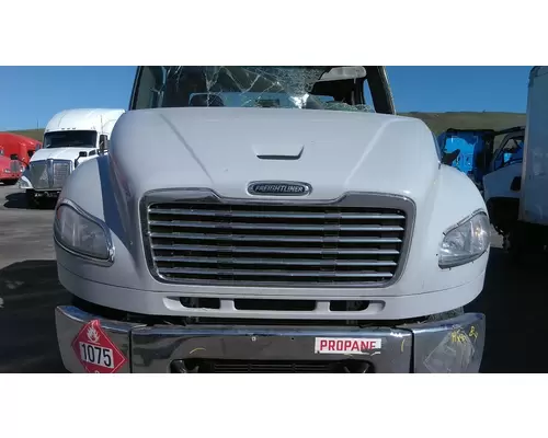 FREIGHTLINER M2 106 HOOD